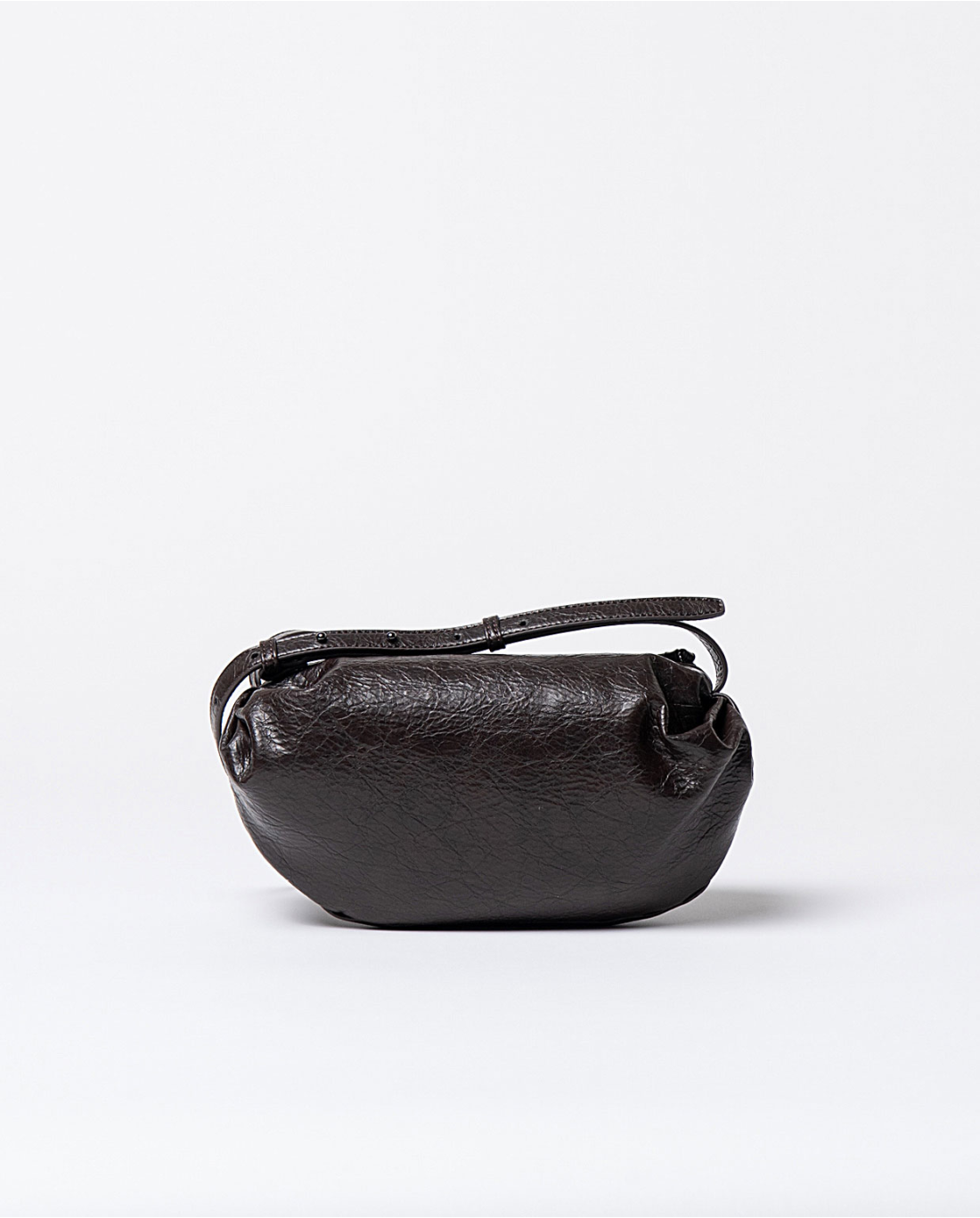 Bandolera efecto piel craquelada Chocolate 25BISA411-84