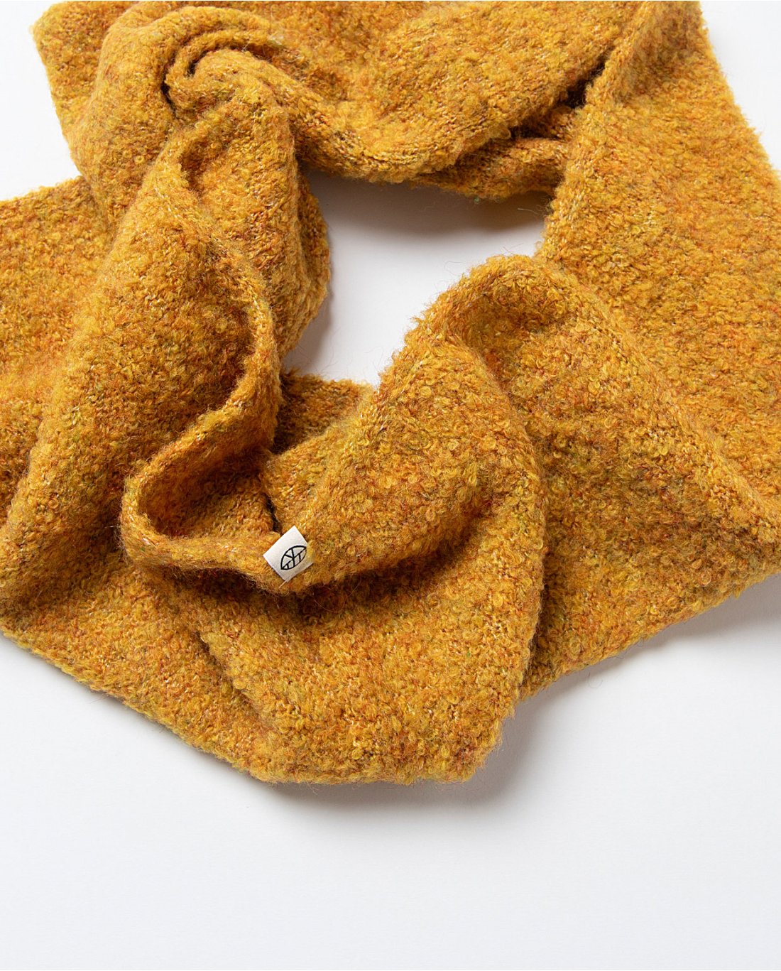 Cuello en tejido bouclé reciclado Mostaza  35CUBU731