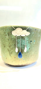 Colgante Llueve