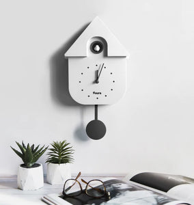 Reloj cuco blanco